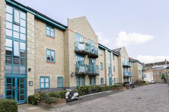 2 Bedroom Flat